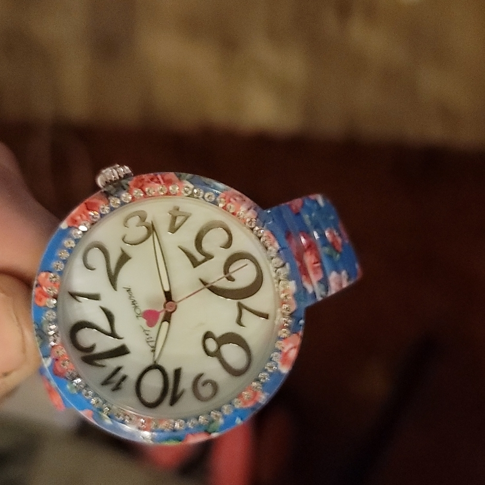 Watch - Picture 2 of 2